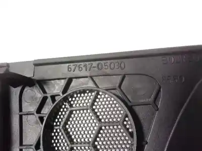 Pièce détachée automobile d'occasion enjoliveur pour toyota avensis berlina (t25) 2.0 sol sedán références oem iam 6761705030  