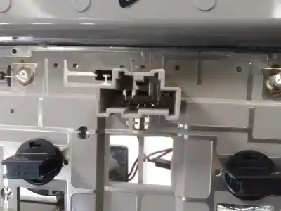 Pezzo di ricambio per auto di seconda mano luce interna per opel antara cosmo 4x4 riferimenti oem iam 96673452  