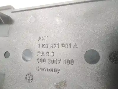 Автозапчастина б/у молдинг для audi a3 (8p) 2.0 tdi ambiente посилання на oem iam 1k0971981a  