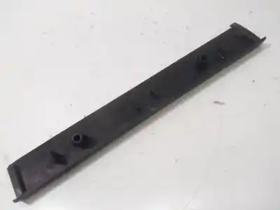 Peça sobressalente para automóvel em segunda mão moldagem por audi a3 (8p) 2.0 tdi ambiente referências oem iam 8p0864249  