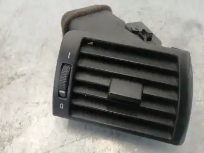 Second-hand car spare part air ventilation grille for bmw serie 3 cabrio (e46) 323 ci oem iam references 64228361898