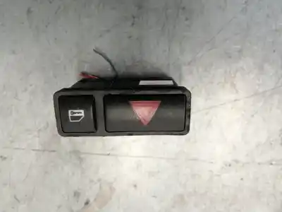 Second-hand car spare part hazard warning lights for bmw serie 3 cabrio (e46) 323 ci oem iam references 61318368920