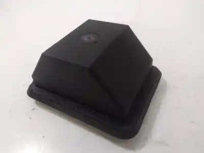 Pièce détachée automobile d'occasion enjoliveur pour citroen berlingo station wagon xtr références oem iam 9680671180