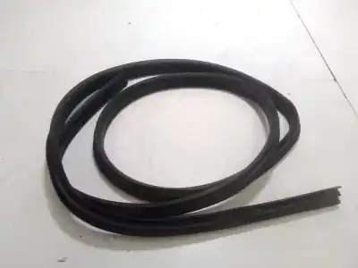 Tweedehands auto-onderdeel deurcontour rubber voor ford kuga (cbv) trend oem iam-referenties 822141