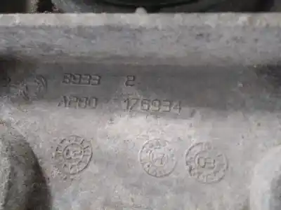 Second-hand car spare part left engine support for fiat bravo (198) 1.9 dynamic multijet oem iam references 176934  