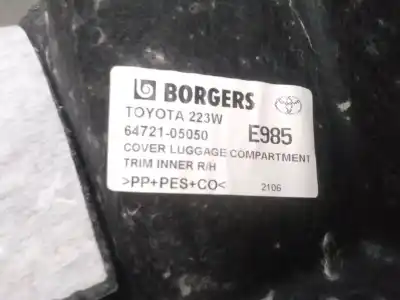 Pièce détachée automobile d'occasion enjoliveur pour toyota avensis berlina (t25) 2.0 sol sedán références oem iam 6472105050  