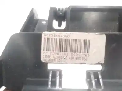 Peça sobressalente para automóvel em segunda mão moldagem por renault avantime dynamique referências oem iam 60258402060  