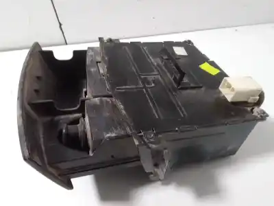 Pezzo di ricambio per auto di seconda mano portacenere per kia cee´d sporty wagon active riferimenti oem iam 845501h100  
