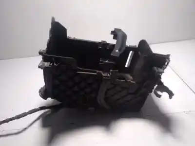 Автозапчастина б/у середній для renault scenic iii grand dynamique посилання на oem iam t06009a180  