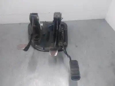 Peça sobressalente para automóvel em segunda mão pedal da embreagem por renault mascott pr 130.35/55/65 corto referências oem iam 5010236770