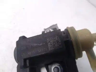 Peça sobressalente para automóvel em segunda mão bomba de ar secundária por skoda rapid elegance referências oem iam 1k0906627b  