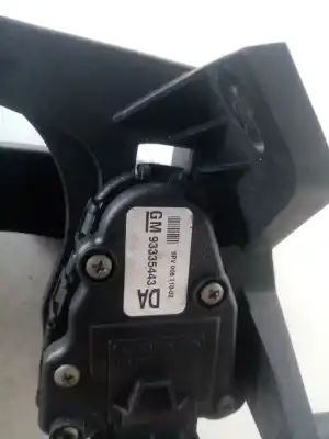 Second-hand car spare part accelerator pedal for opel antara selective oem iam references 93335443 93335443 93335443