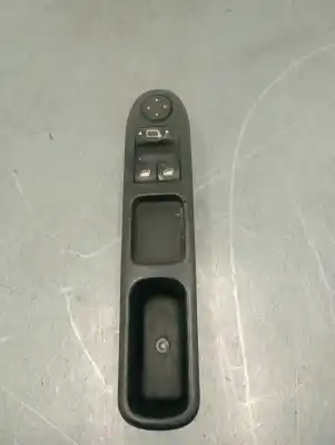 Recambio de automóvil de segunda mano de MANDO ELEVALUNAS DELANTERO IZQUIERDO para CITROEN C5 BERLINA  referencias OEM IAM 53269706 53269706 53269706