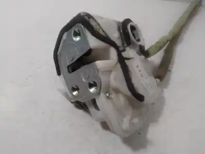 Peça sobressalente para automóvel em segunda mão fechadura da porta traseira esquerda por mazda 2 lim. (de) 1.3 active + referências oem iam 7126a0262  