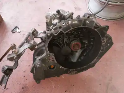 Second-hand car spare part gearbox for opel corsa d ´´111 years´´ oem iam references 55565178  