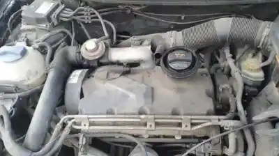 Peça sobressalente para automóvel em segunda mão motor completo por volkswagen polo (9n1) highline referências oem iam atd