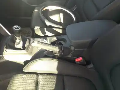 Автозапчастина б/у центральний подлокник для mazda cx-5 cx-5 посилання на oem iam kd4564320a