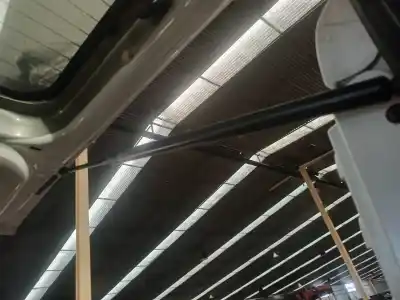 Recambio de automóvil de segunda mano de Amortiguadores Maletero / Porton para HUMMER H2 BASE referencias OEM IAM 15171696  