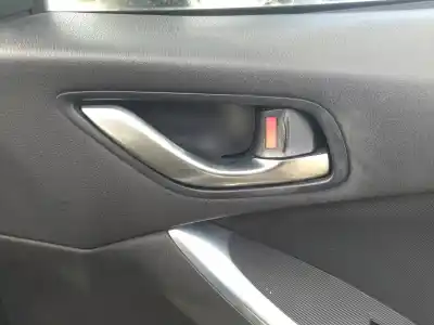 Автозапчастина б/у усередині передня права ручка для mazda cx-5 cx-5 посилання на oem iam kd5358330