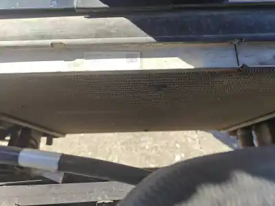 Pièce détachée automobile d'occasion Radiateur D'eau pour MERCEDES-BENZ CLASE M (W163) 270 CDI (163.113) Références OEM IAM A1635000103  