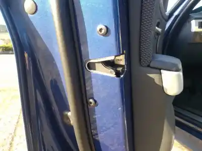 Second-hand car spare part left front door lock for bmw serie 3 berlina (e90) e90 oem iam references 51217202143