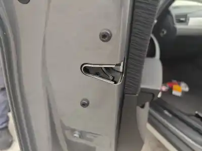 Tweedehands auto-onderdeel linker voordeur slot voor bmw x1 (e84) x1 xdrive 18d oem iam-referenties a053702