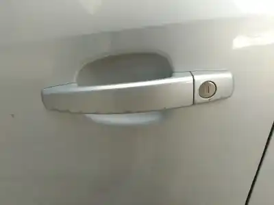 Peça sobressalente para automóvel em segunda mão puxador exterior dianteiro esquerdo por opel corsa d corsa d referências oem iam 138685