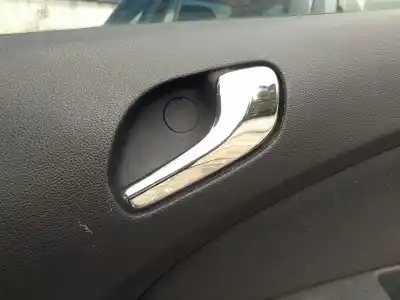 Peça sobressalente para automóvel em segunda mão puxador interior traseiro direito por opel corsa d corsa d referências oem iam 848707