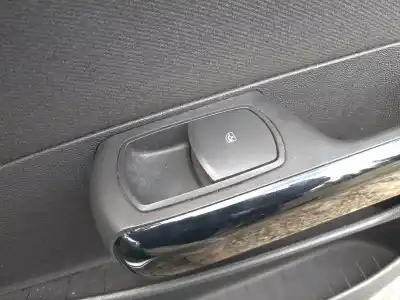 Peça sobressalente para automóvel em segunda mão botão / interruptor elevador vidro dianteiro direito por opel corsa d corsa d referências oem iam 848713