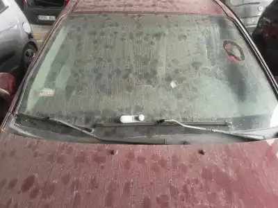 Second-hand car spare part windshield for kia cerato 2.0 ex crdi familiar oem iam references 861102f030