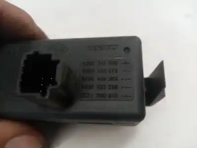 Second-hand car spare part hazard warning lights for renault scenic iii grand dynamique oem iam references 8200214896a  