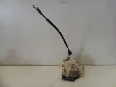 Peça sobressalente para automóvel em segunda mão fechadura da porta dianteira esquerda por volkswagen passat variant (3c5) advance referências oem iam cz3c1837015a
