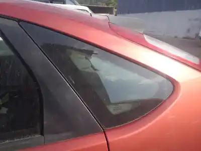 Pièce détachée automobile d'occasion vitre triangulaire custode arrière gauche pour ford focus berlina (cap) focus berlina (cap) (2004 - 2007) références oem iam 1360767