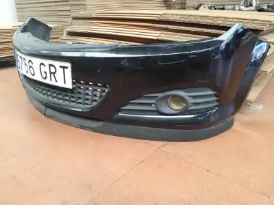 Pièce détachée automobile d'occasion LE PARE-CHOC AVANT pour OPEL ASTRA GTC  Références OEM IAM 13110295  