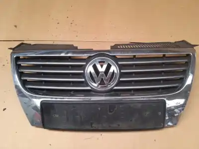 Peça sobressalente para automóvel em segunda mão GRELHA FRONTAL por VOLKSWAGEN PASSAT BERLINA (3C2) PASSAT BERLINA 3C2 Referências OEM IAM 3C0853651D  