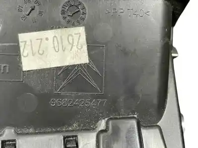 Peça sobressalente para automóvel em segunda mão grelha de ventilação tablier por citroen c5 berlina 1.6 16v hdi fap referências oem iam 9682425477  