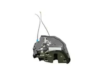 Second-hand car spare part rear left door lock for toyota auris sol oem iam references 6906002170