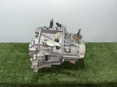 Pièce détachée automobile d'occasion BOÎTE DE VITESSES pour PEUGEOT PARTNER  Références OEM IAM 20CH47  