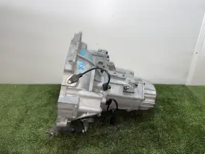Second-hand car spare part GEARBOX for KIA CARENS  OEM IAM references K2A5  