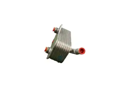 Peça sobressalente para automóvel em segunda mão Radiador De óleo Do Motor por AUDI A4 BERLINA (8E) 2.0 20V CAT (ALT) Referências OEM IAM 06B117021  