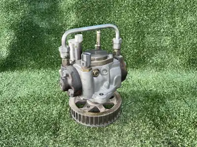 Second-hand car spare part injection pump for toyota corolla (e12) 2.0 turbodiesel cat oem iam references hu294000-0061 22100-0g010 
