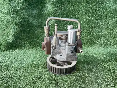 Second-hand car spare part INJECTION PUMP for TOYOTA COROLLA (E12)  OEM IAM references HU294000-0060 22100-0G010 