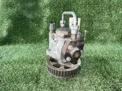 Second-hand car spare part injection pump for toyota corolla (e12) 2.0 turbodiesel cat oem iam references hu294000-0060 22100-0g010 