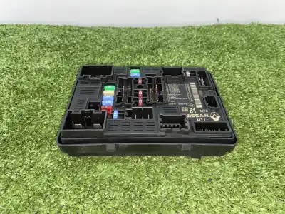 Second-hand car spare part FUSE BOX UNIT for RENAULT CLIO V  OEM IAM references 284B73384R 8962686940 5DVK13F14