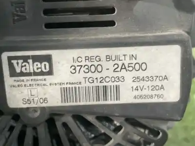 Peça sobressalente para automóvel em segunda mão alternador por kia cee´d 1.6 crdi cat referências oem iam tg12c033 37300-2a500 