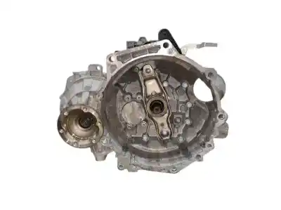 Автозапчастина б/у коробка передач для volkswagen caddy ka/kb (2c) 1.6 tdi посилання на oem iam mlu  0a4300046r