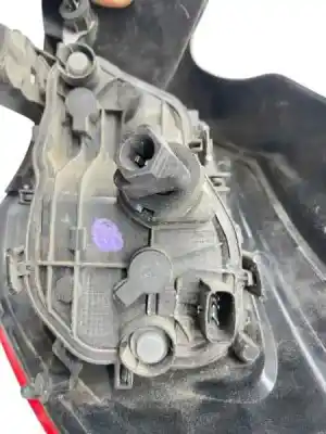 Peça sobressalente para automóvel em segunda mão farolim traseiro esquerdo por opel corsa e 1.4 referências oem iam 13428447  460034366
