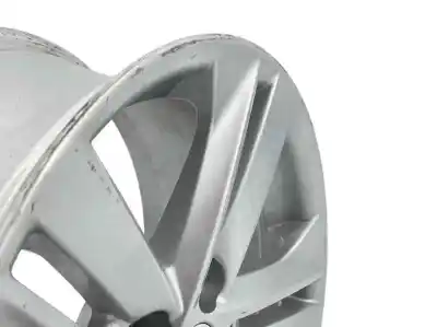 Second-hand car spare part rim for toyota corolla (e21) sedan 1.8 16v hybrid oem iam references 4261102r20  medidas: 16 x 7j et 40