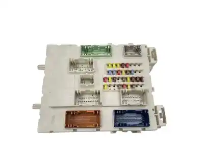 İkinci el araba yedek parçası RÖLE/SIGORTA KUTUSU için FORD FOCUS LIM.  OEM IAM referansları F1FT14A073BF  JV6T14A073EC