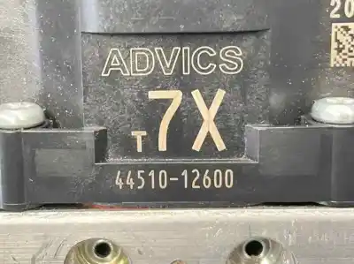 Peça sobressalente para automóvel em segunda mão abs por toyota corolla (e21) sedan 1.8 16v hybrid referências oem iam 4451012600 8954112e30 11304041340